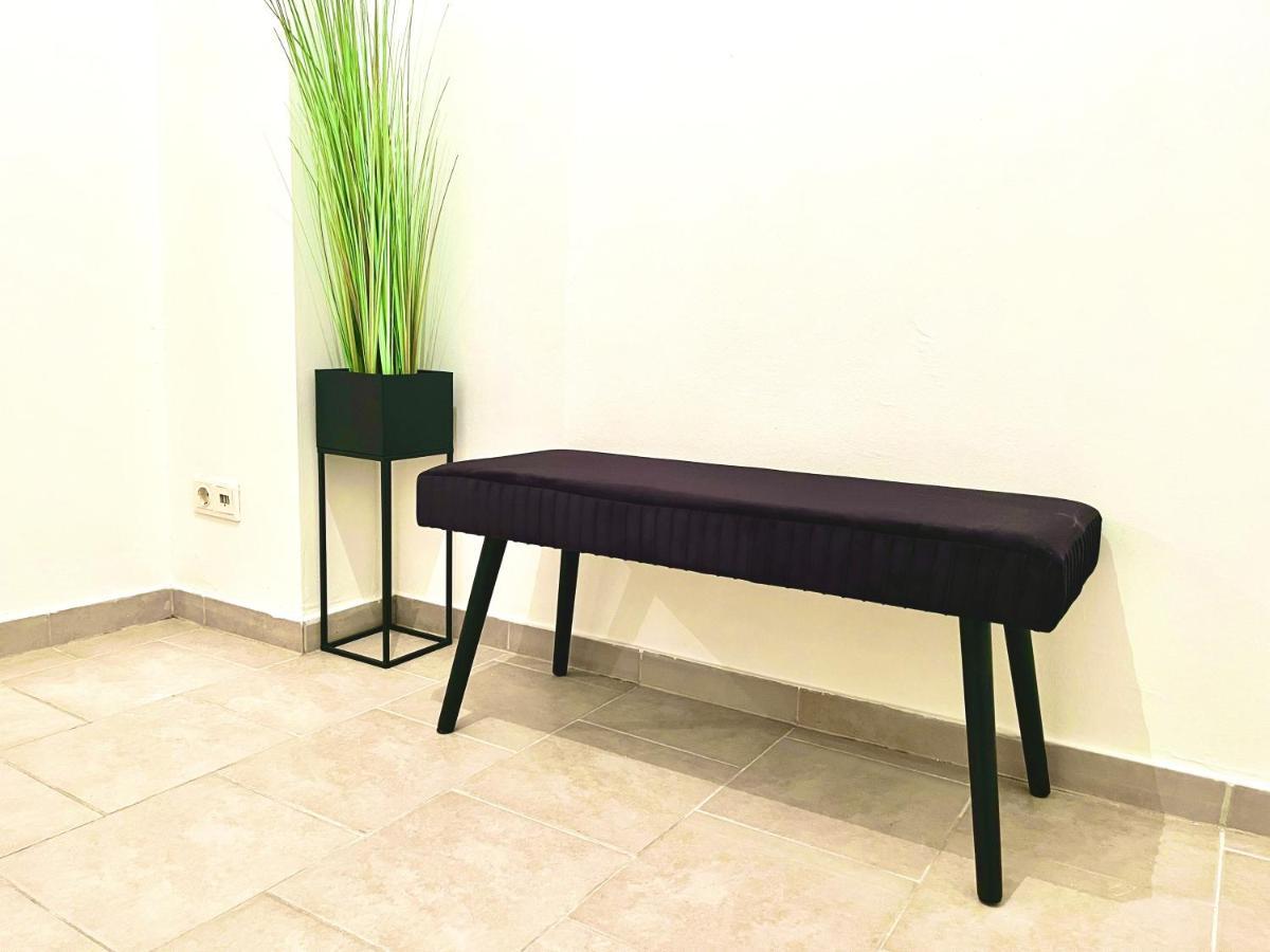 Comfy & Warm City Apartment - Self Check-In Грац Экстерьер фото